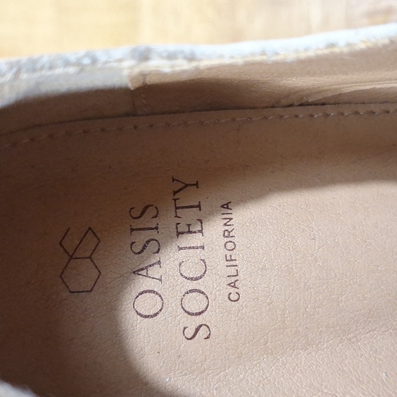 Oasis Society Sarah Buckled Platform Loafers Color Biege Size 6.5 Chunky - Picture 9 of 11